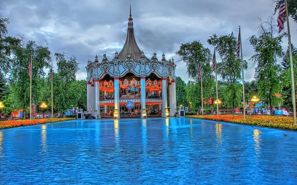Six-Flags-Carousel-richardcox8592